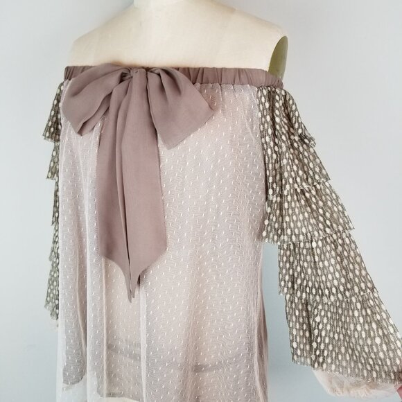 Ryu Off the Shoulder Swiss Dot Ruffled Sleeve Blouse with Large Bow * Small - Picture 5 of 10